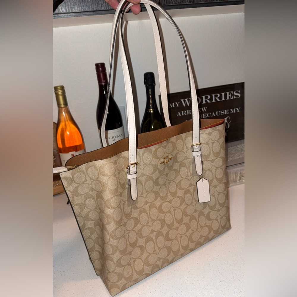Mollie Tote in signature canvas with Cherry charm 🍒 - Picture 4 of 14